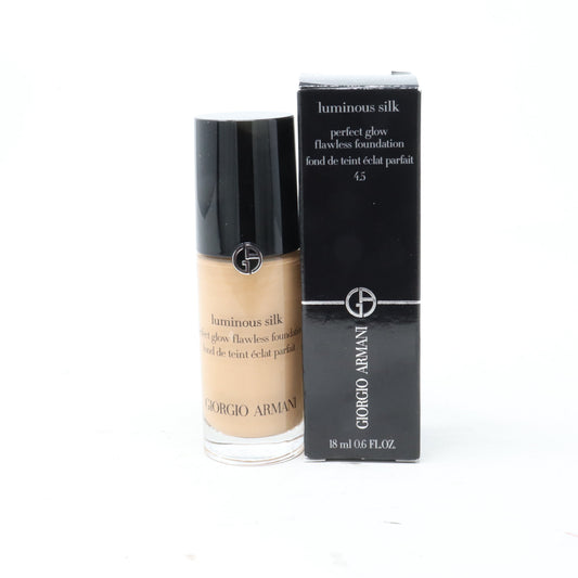Giorgio Armani - Luminous Silk - Perfect Glow, Flawless Foundation - Shade 4.5