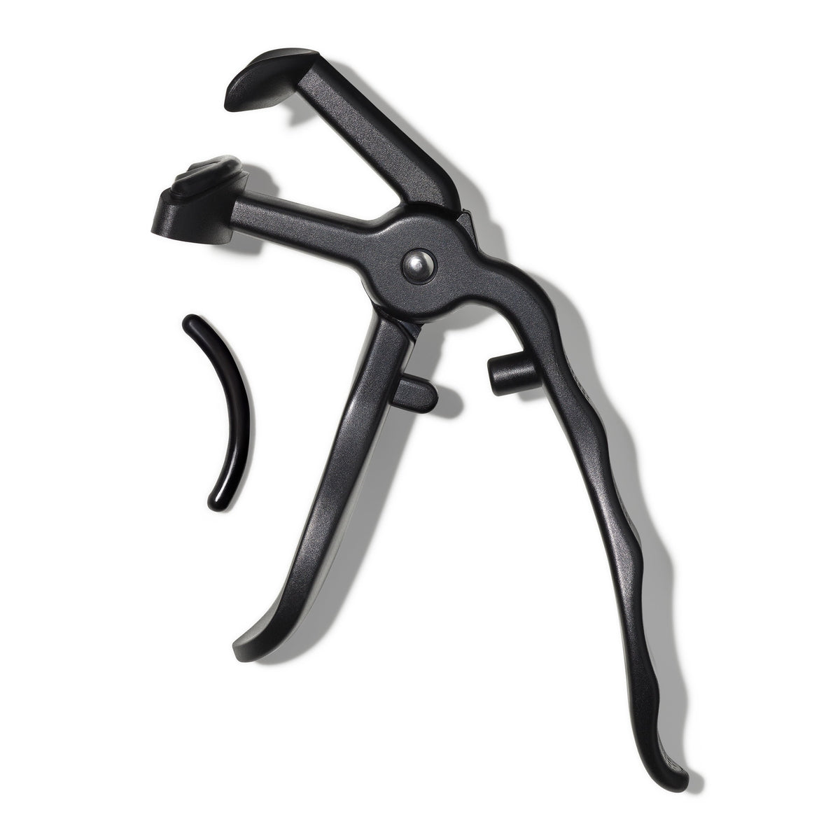 Revlon Comfort and Control Eyelash Curler, Easy to Use with Storage for Refill Pads
