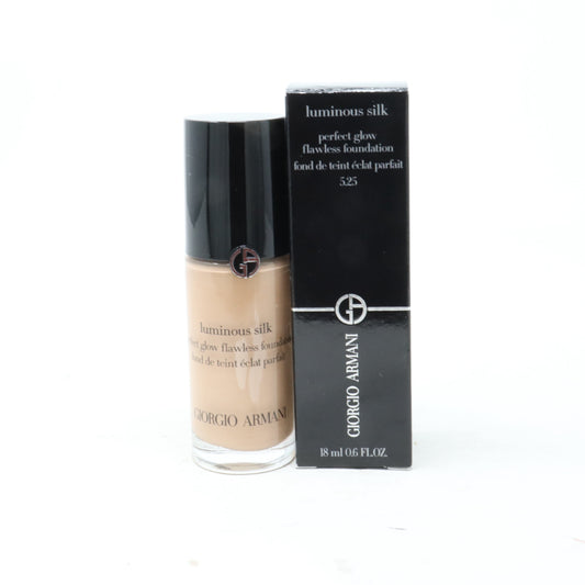 Giorgio Armani Luminous Silk Perfect Glow Flawless Foundation 0.6oz  New With Box